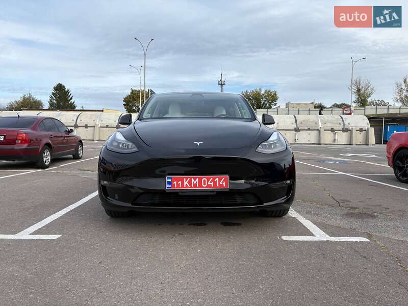 Позашляховик / Кросовер Tesla Model Y 2023 в Харкові
