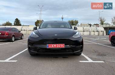 Позашляховик / Кросовер Tesla Model Y 2023 в 