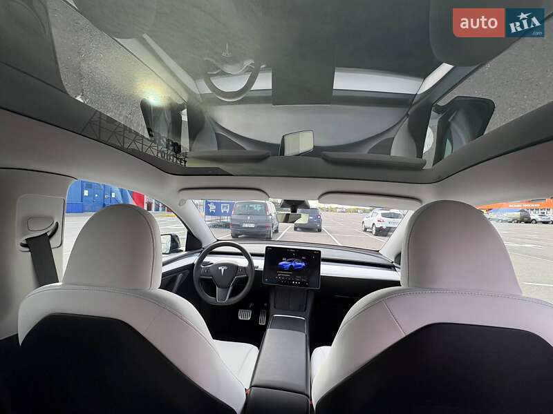 Позашляховик / Кросовер Tesla Model Y 2023 в Харкові
