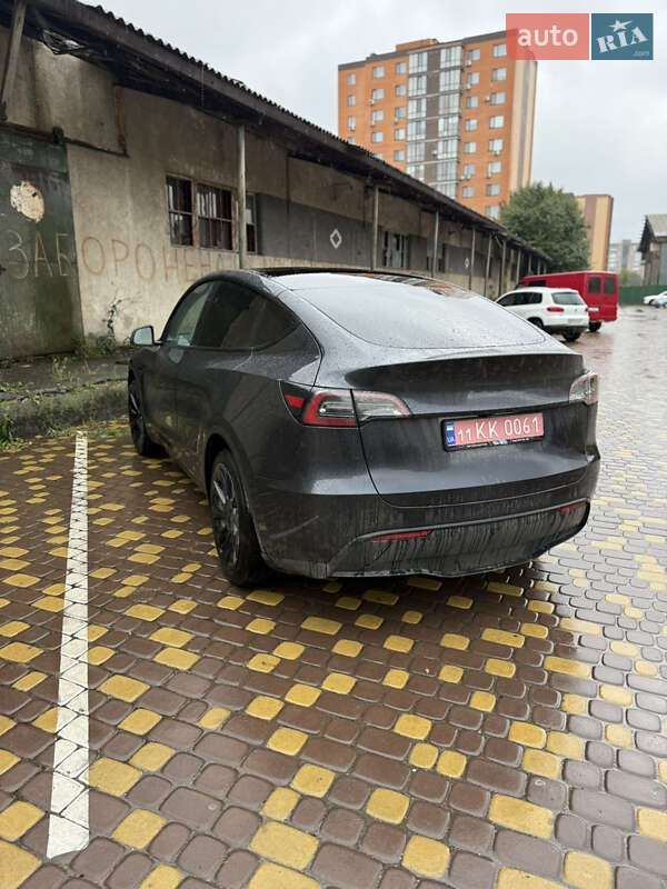 Позашляховик / Кросовер Tesla Model Y 2024 в Вінниці