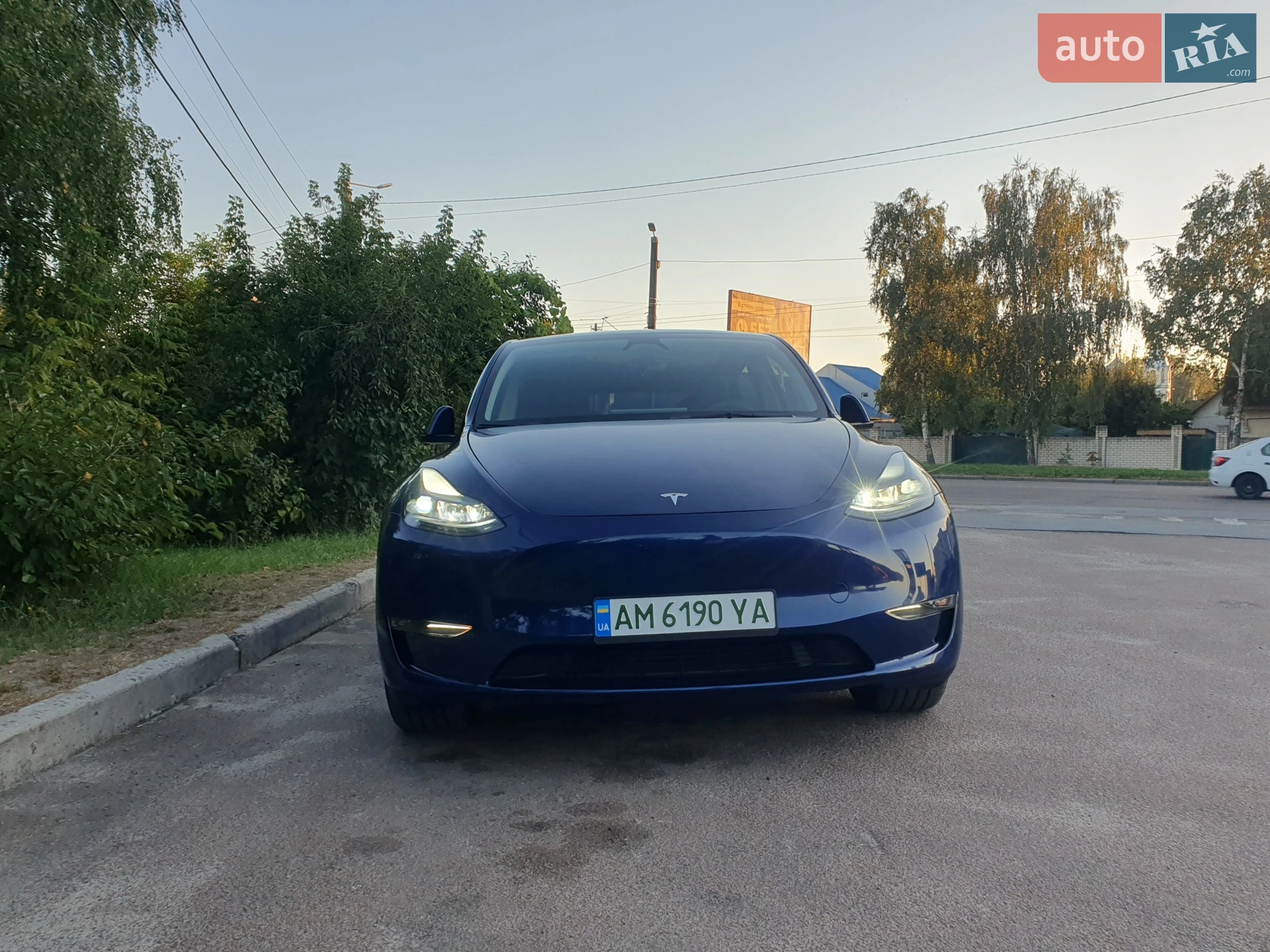 2023 Tesla Model Y - мініатюра 2