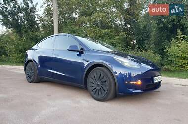 Позашляховик / Кросовер Tesla Model Y 2023 в 