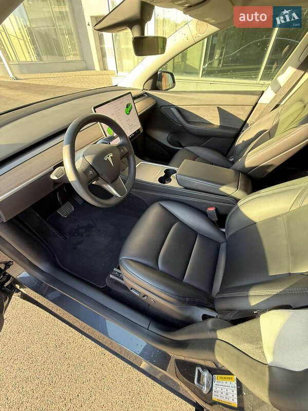 Внедорожник / Кроссовер Tesla Model Y 2022 в Днепре