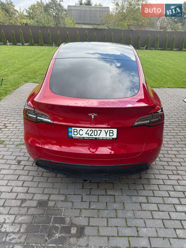 Внедорожник / Кроссовер Tesla Model Y 2023 в Львове