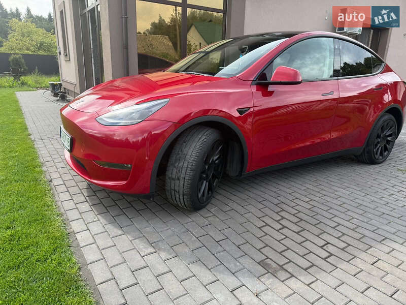 Внедорожник / Кроссовер Tesla Model Y 2023 в Львове