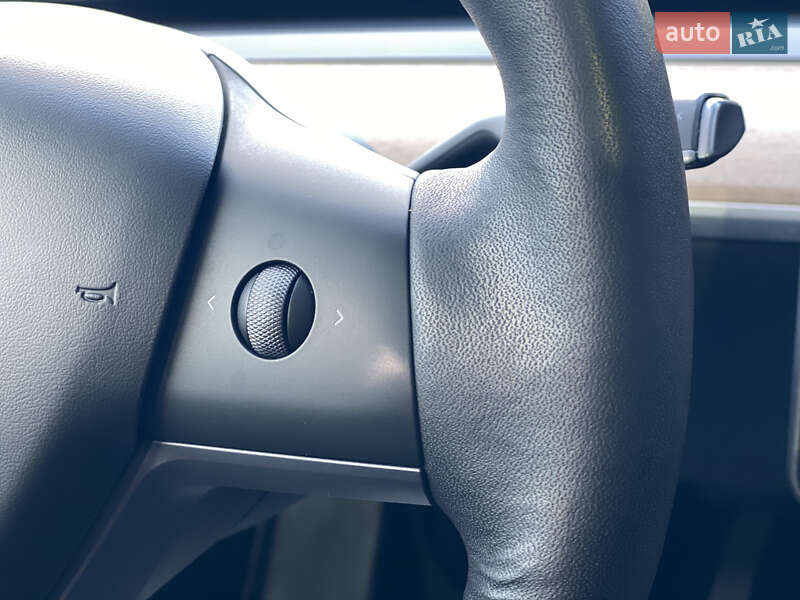 Внедорожник / Кроссовер Tesla Model Y 2022 в Луцке фото 80 Внедорожник / Кроссовер Tesla Model Y 2022 в Луцке