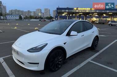 Внедорожник / Кроссовер Tesla Model Y 2022 в Киеве