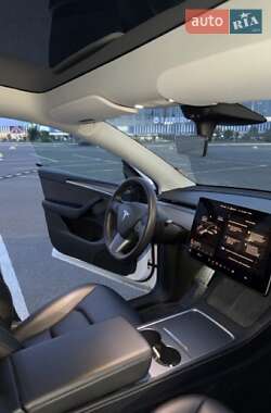 Внедорожник / Кроссовер Tesla Model Y 2022 в 