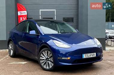 Позашляховик / Кросовер Tesla Model Y 2024 в Києві