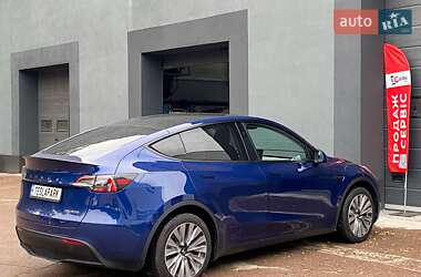 Внедорожник / Кроссовер Tesla Model Y 2024 в 