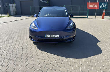 Позашляховик / Кросовер Tesla Model Y 2023 в 