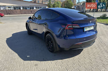 Позашляховик / Кросовер Tesla Model Y 2023 в 