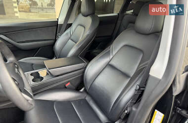 Позашляховик / Кросовер Tesla Model Y 2022 в 