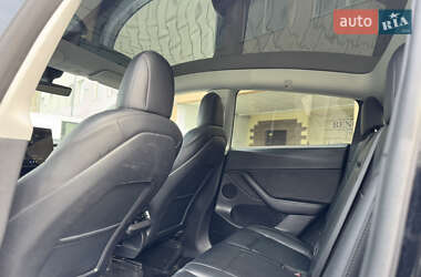 Позашляховик / Кросовер Tesla Model Y 2022 в 
