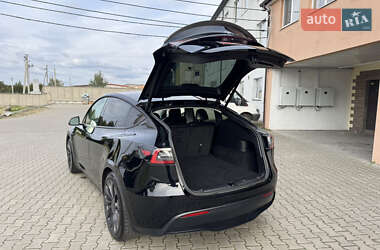 Позашляховик / Кросовер Tesla Model Y 2022 в 