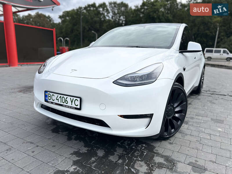 Внедорожник / Кроссовер Tesla Model Y 2023 в Новояворовске фото 4 Внедорожник / Кроссовер Tesla Model Y 2023 в Новояворовске