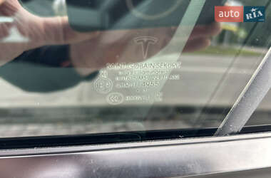 Позашляховик / Кросовер Tesla Model Y 2023 в 