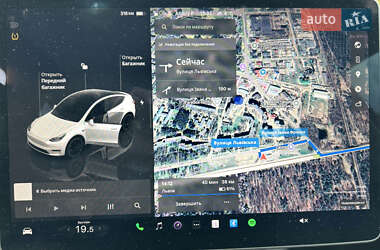 Позашляховик / Кросовер Tesla Model Y 2023 в 