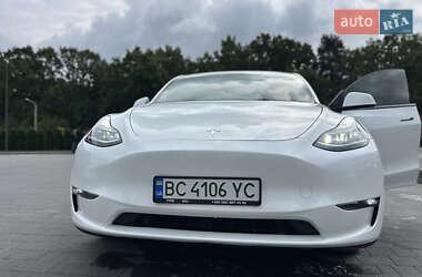 Позашляховик / Кросовер Tesla Model Y 2023 в 