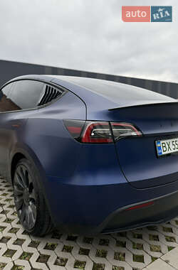 Позашляховик / Кросовер Tesla Model Y 2021 в 