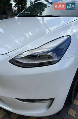 Внедорожник / Кроссовер Tesla Model Y 2023 в 