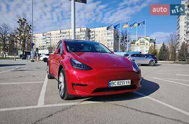 Позашляховик / Кросовер Tesla Model Y 2022 в Львові