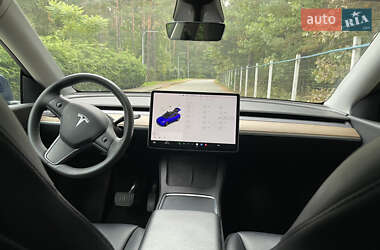 Позашляховик / Кросовер Tesla Model Y 2021 в 