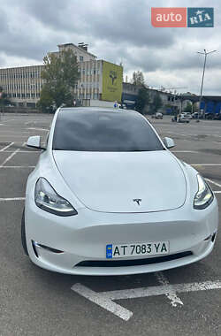 Внедорожник / Кроссовер Tesla Model Y 2024 в Ивано-Франковске