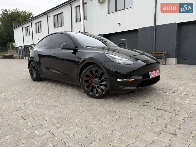 Внедорожник / Кроссовер Tesla Model Y 2021 в Могилев-Подольске