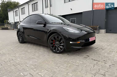 Внедорожник / Кроссовер Tesla Model Y 2021 в 