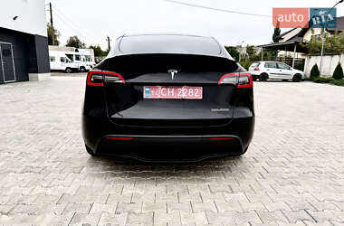 Внедорожник / Кроссовер Tesla Model Y 2021 в 