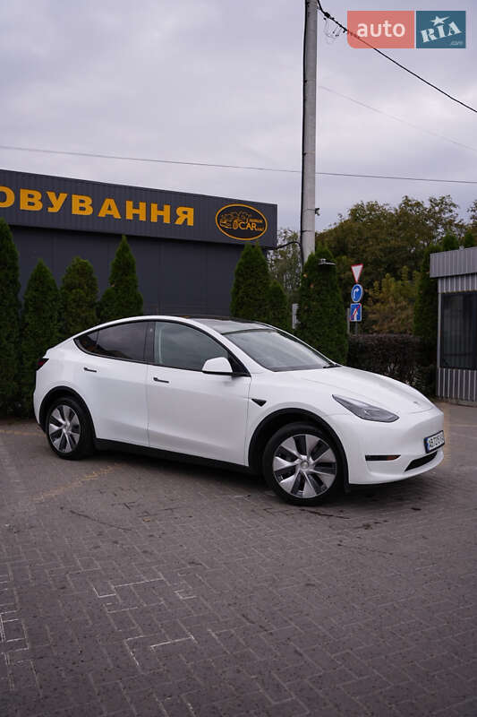 Tesla Model Y 2022