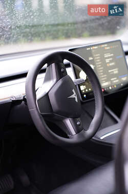 Внедорожник / Кроссовер Tesla Model Y 2022 в 