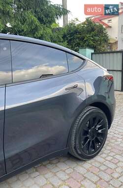 Позашляховик / Кросовер Tesla Model Y 2020 в 