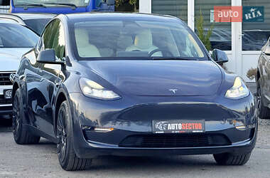 Позашляховик / Кросовер Tesla Model Y 2024 в 