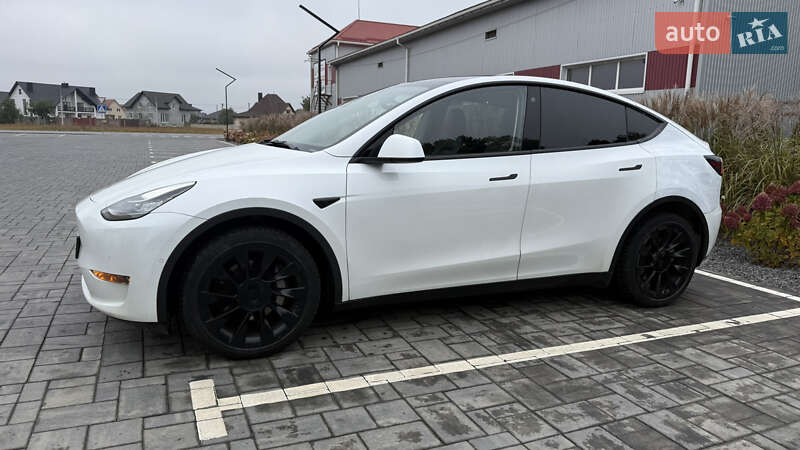 Внедорожник / Кроссовер Tesla Model Y 2022 в Луцке
