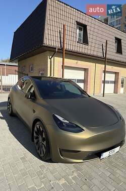 Внедорожник / Кроссовер Tesla Model Y 2024 в 