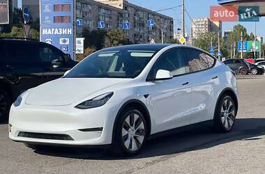 Позашляховик / Кросовер Tesla Model Y 2022 в 