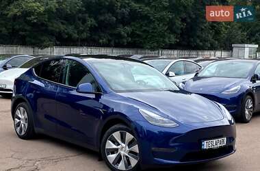 Позашляховик / Кросовер Tesla Model Y 2022 в 