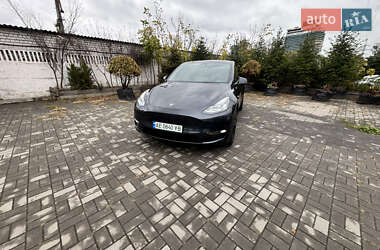 Внедорожник / Кроссовер Tesla Model Y 2024 в 