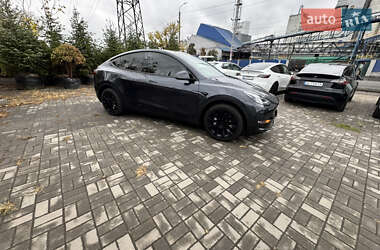 Внедорожник / Кроссовер Tesla Model Y 2024 в 