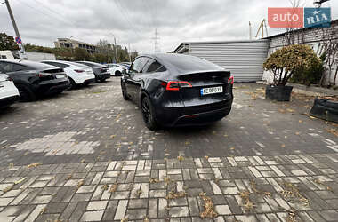 Внедорожник / Кроссовер Tesla Model Y 2024 в 