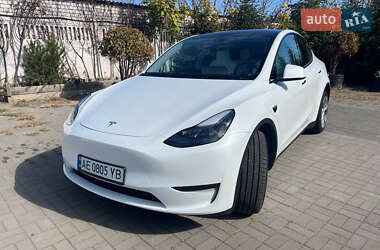 Внедорожник / Кроссовер Tesla Model Y 2024 в 