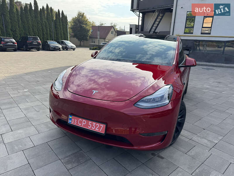 Позашляховик / Кросовер Tesla Model Y 2023 в Луцьку