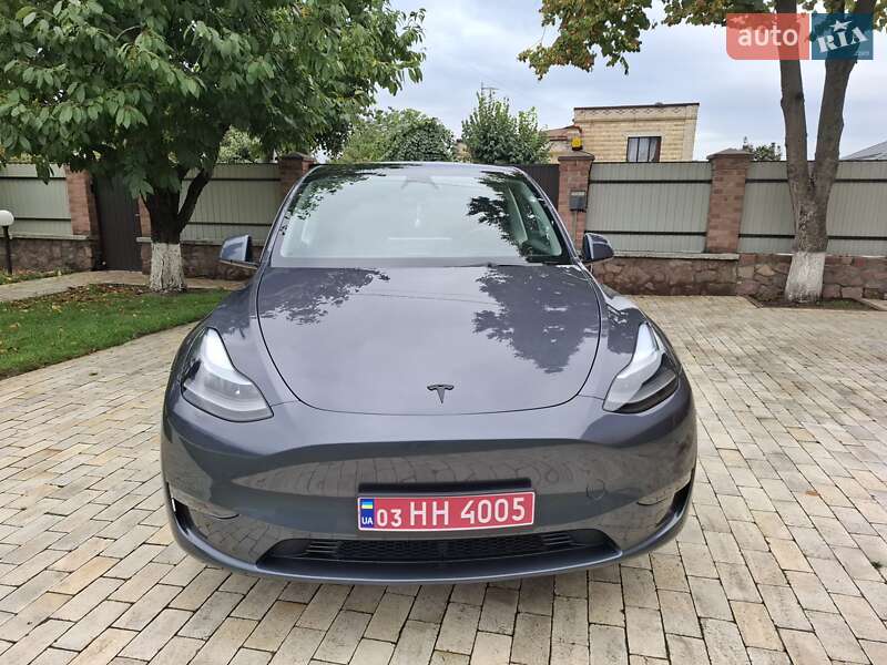 Позашляховик / Кросовер Tesla Model Y 2023 в Києві