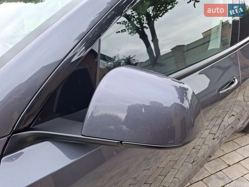 Позашляховик / Кросовер Tesla Model Y 2023 в Києві