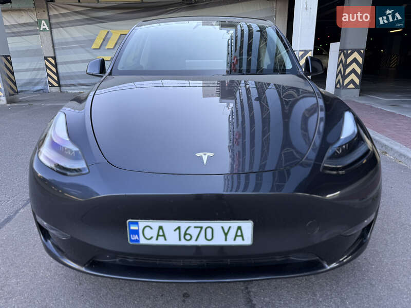 Внедорожник / Кроссовер Tesla Model Y 2024 в Киеве