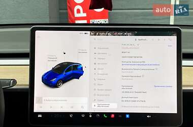 Позашляховик / Кросовер Tesla Model Y 2021 в 