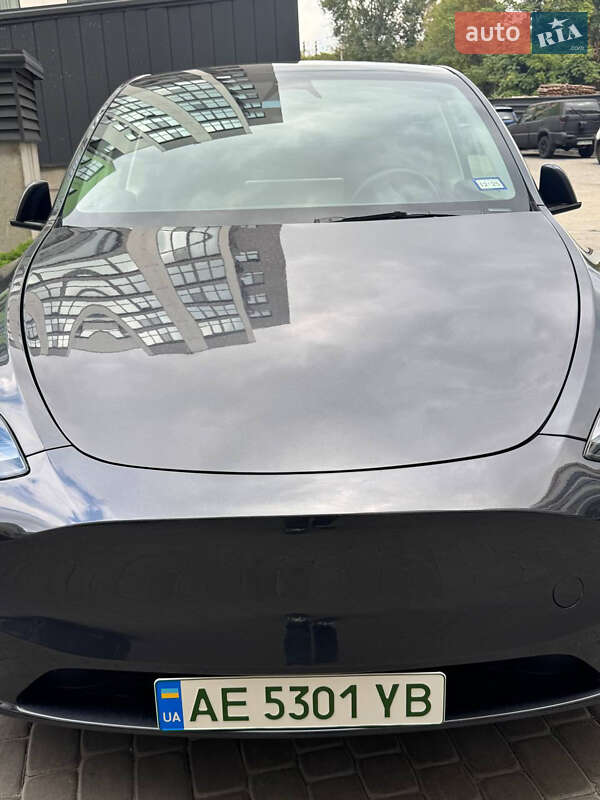 Позашляховик / Кросовер Tesla Model Y 2024 в Дніпрі