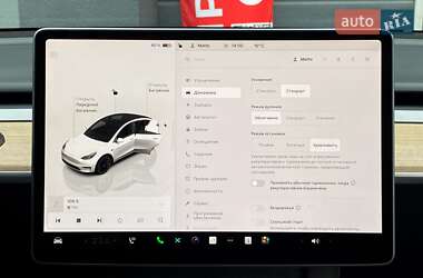 Позашляховик / Кросовер Tesla Model Y 2023 в 